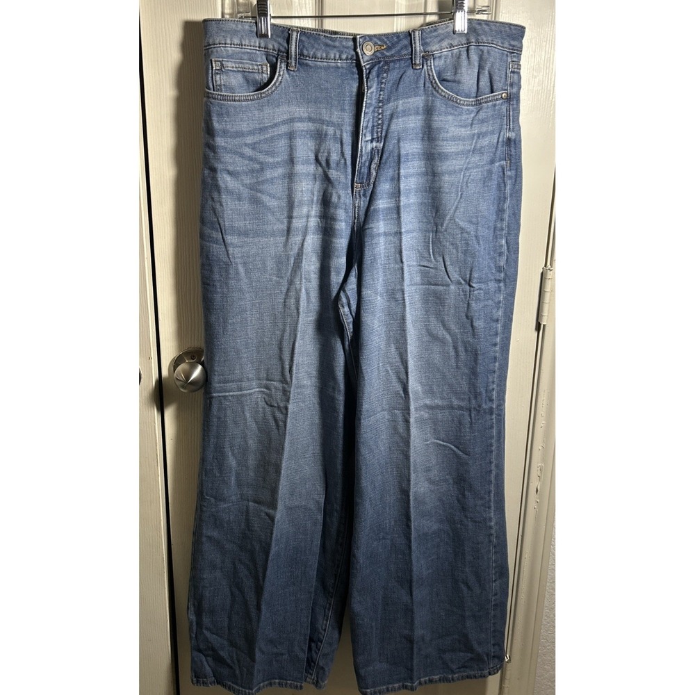 LC Laurenโ Conrad Jeans Womens 16 Blue Super High Rise Wide Leg Denim